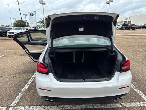 Certified 2023 BMW 530i w/ Premium Package RWD image 9