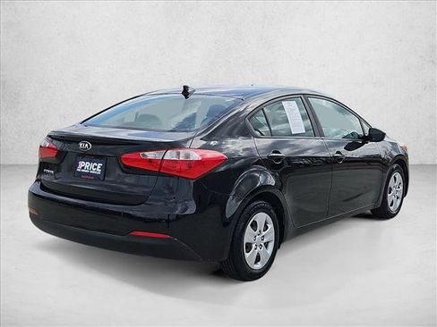 Used 2016 Kia Forte LX image 5