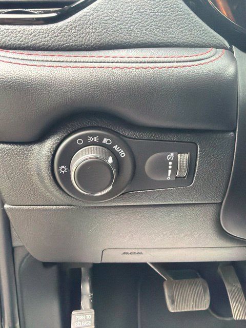Used 2024 Dodge Durango GT AWD/4WD image 22