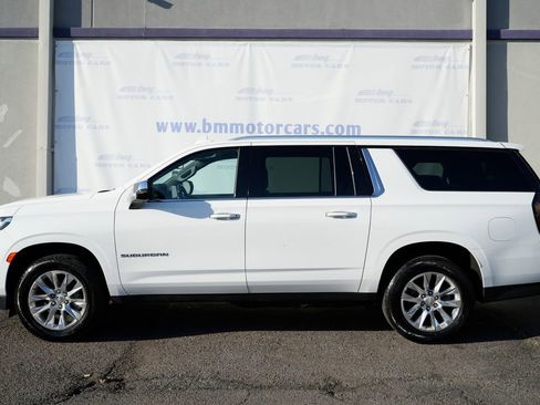 Used 2023 Chevrolet Suburban Premier RWD image 8
