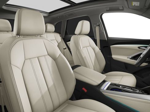 Certified 2025 Audi Q5 Premium Plus w/ Premium Plus AWD/4WD image 5