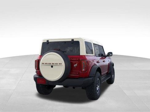 New 2026 Ford Bronco Outer Banks w/ Sasquatch Package image 8