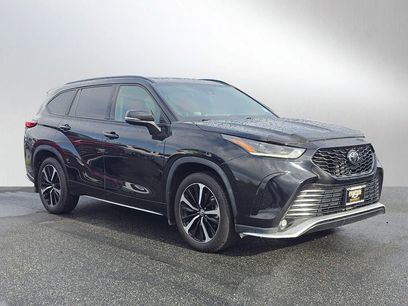 Used 2022 Toyota Highlander XSE