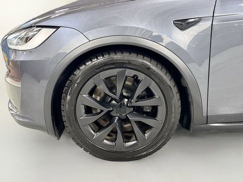 Used 2023 Tesla Model X image 12