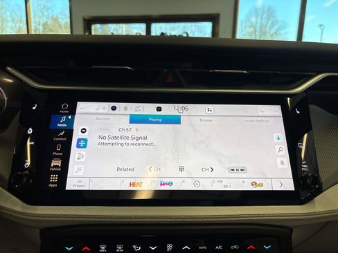 New 2026 Jeep Cherokee Limited image 10