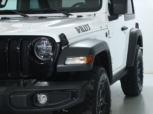 Used 2022 Jeep Wrangler Willys image 4