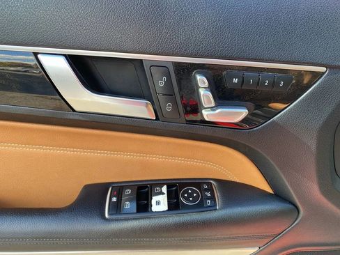 Used 2015 Mercedes-Benz E 400 E 400 4MATIC Coupe 2D image 12