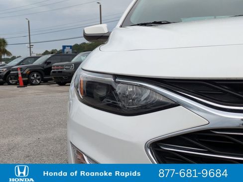 Used 2023 Chevrolet Malibu LS w/ Driver Confidence Package image 10