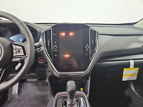 New 2026 Subaru Crosstrek 2.5i Limited w/ Crosstrek Mirror Package image 19