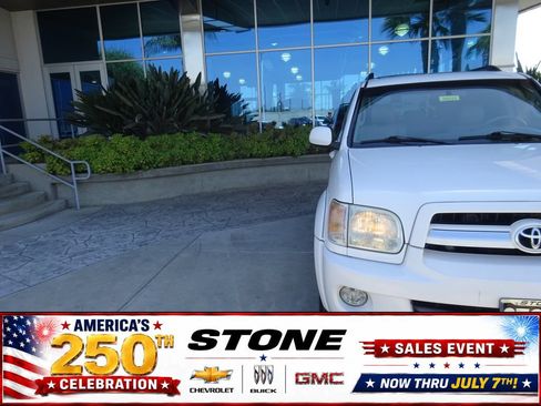 Used 2006 Toyota Sequoia Limited RWD image 32
