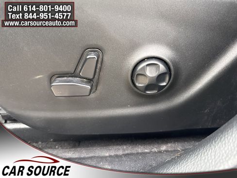 Used 2019 Jeep Cherokee Trailhawk image 22