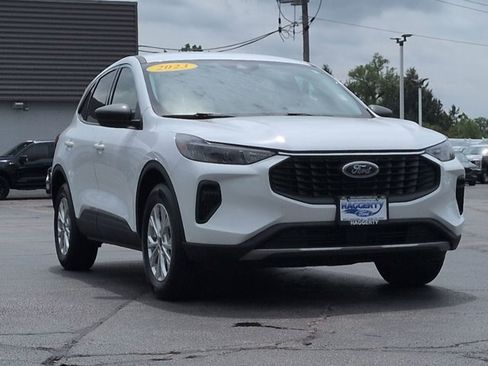 Certified 2023 Ford Escape Active AWD/4WD image 3