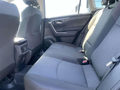 Used 2024 Toyota RAV4 XLE FWD image 18