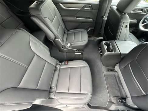 New 2025 GMC Acadia Elevation w/ Elevation Premium Package image 26