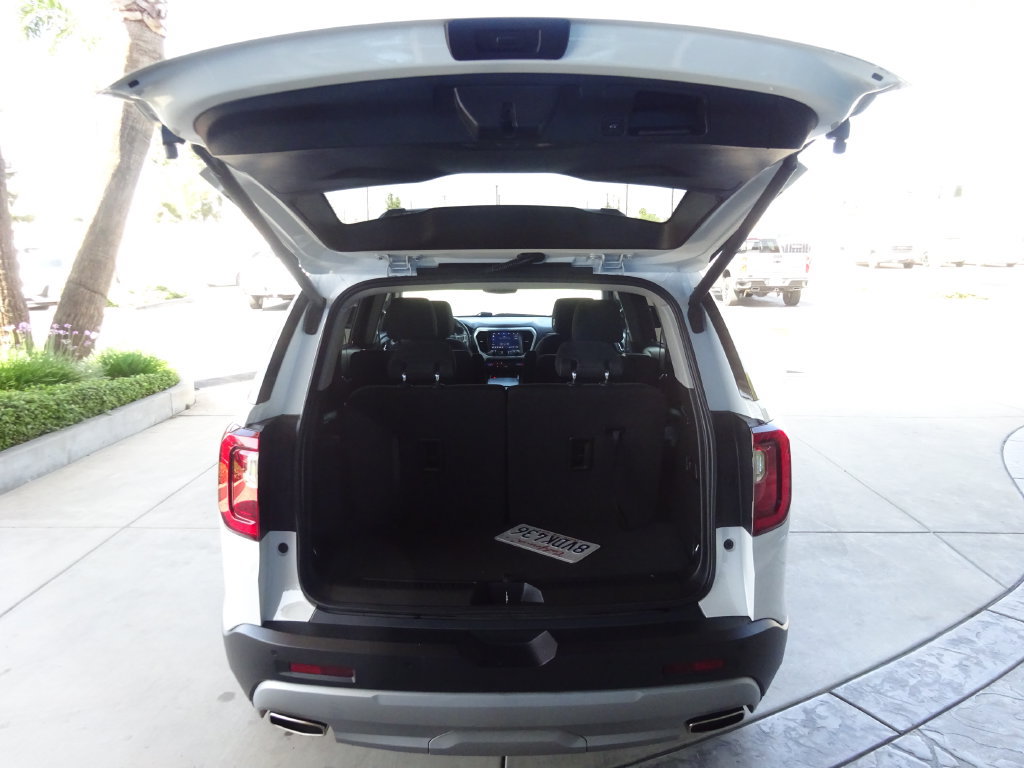Certified 2021 GMC Acadia SLE w/ Driver Convenience Package FWD image 30