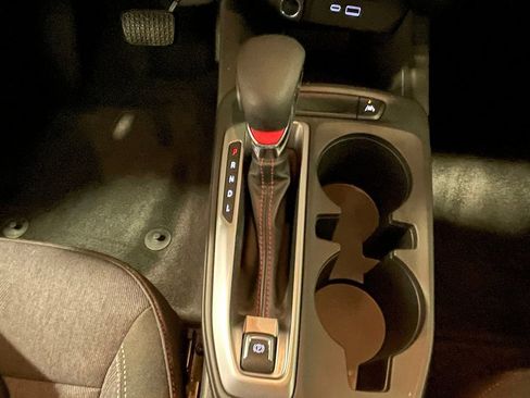 Used 2024 Chevrolet Trax RS w/ Driver Confidence Package image 33