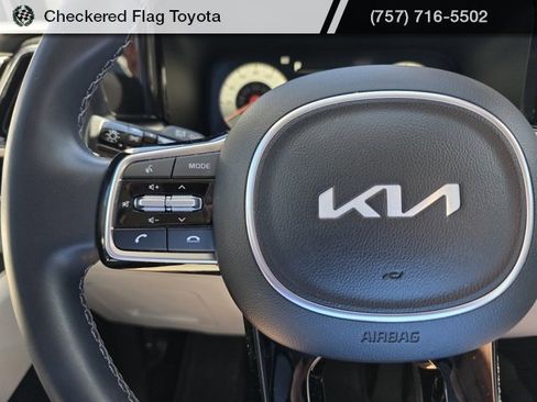 Used 2023 Kia Sorento SX image 14