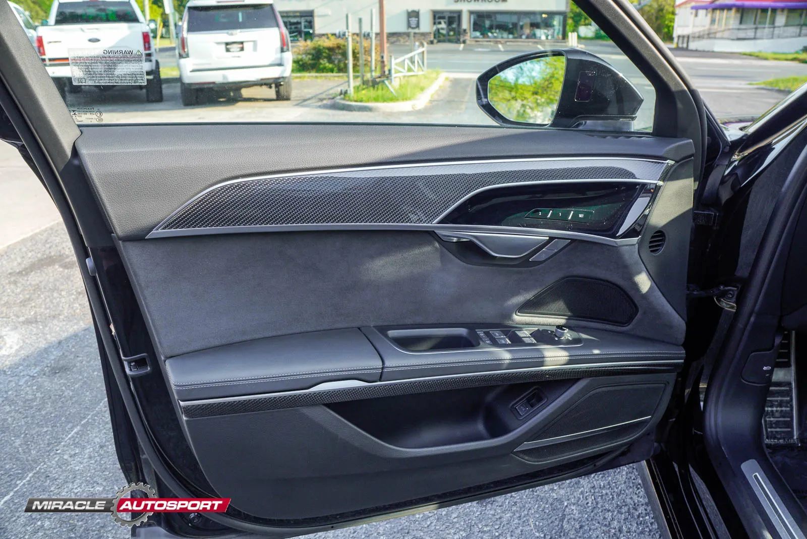 Used 2022 Audi S8 w/ S8 Executive Package AWD/4WD image 14