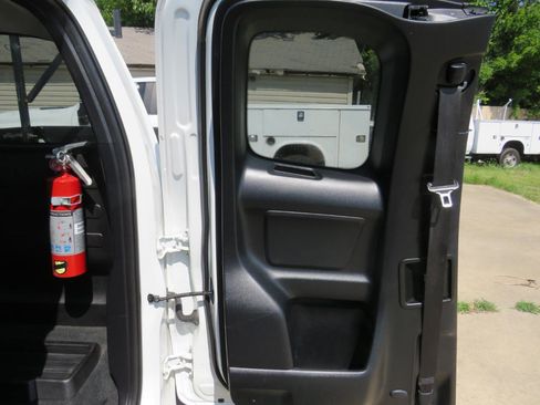Used 2022 Toyota Tacoma SR AWD/4WD image 17