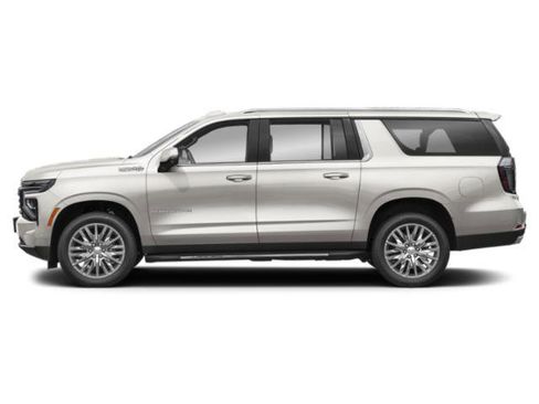 New 2026 Chevrolet Suburban High Country AWD/4WD image 3