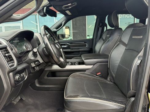 Used 2022 RAM 3500 Laramie image 27