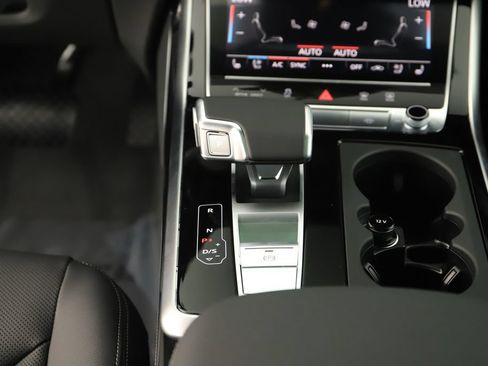 New 2026 Audi Q8 Premium Plus AWD/4WD image 21