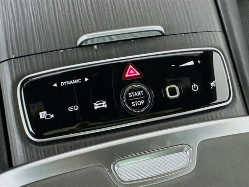 Used 2023 Mercedes-Benz EQS 580 4MATIC SUV w/ Acoustic Comfort Package image 30