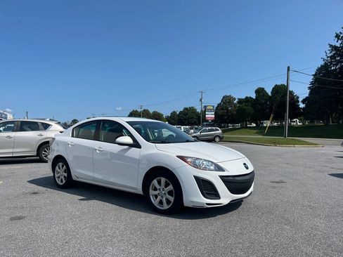 Used 2010 MAZDA MAZDA3 i Touring FWD image 6