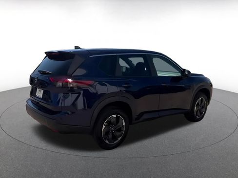 Used 2025 Nissan Rogue SV AWD/4WD image 14