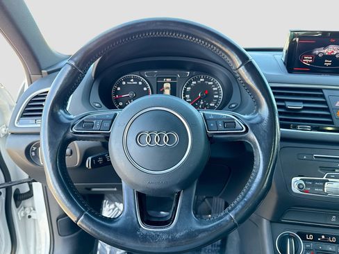 Used 2016 Audi Q3 2.0T Prestige w/ Prestige Package image 38