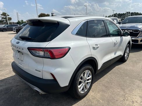 Used 2022 Ford Escape SE AWD/4WD image 5