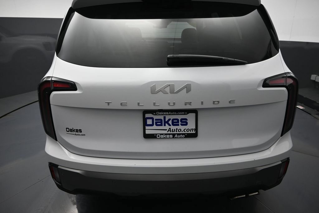 Used 2025 Kia Telluride EX w/ EX Captain's Chair Package FWD image 35