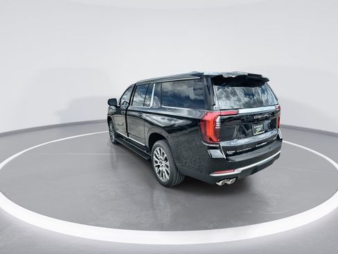 New 2026 GMC Yukon XL Denali w/ Denali Reserve Package image 6