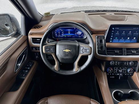 Used 2023 Chevrolet Tahoe High Country w/ Premium Package AWD/4WD image 24