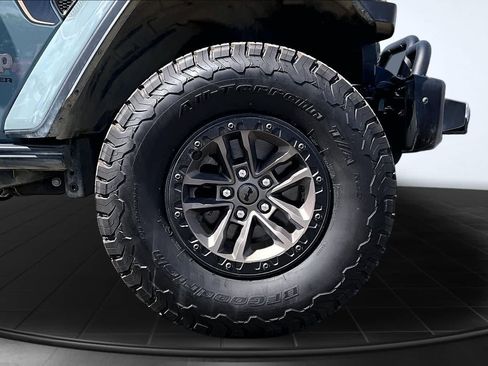 Used 2024 Jeep Wrangler Unlimited Rubicon 392 AWD/4WD image 34