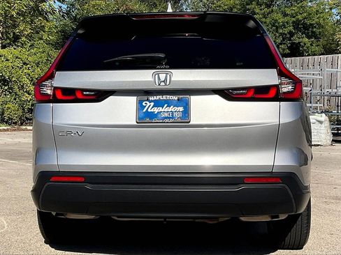 Used 2024 Honda CR-V EX image 4