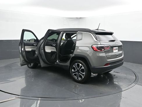 Used 2024 Jeep Compass Limited image 50