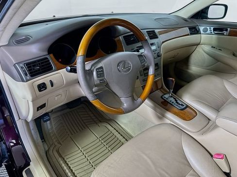 Used 2005 Lexus ES 330 FWD image 11