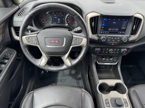 Used 2018 GMC Terrain Denali w/ Comfort Package AWD/4WD image 13