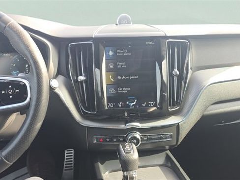 Used 2018 Volvo XC60 T6 R-Design w/ Convenience Package image 16