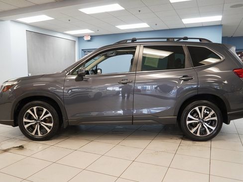 Used 2020 Subaru Forester Limited w/ Popular Package #3 image 2