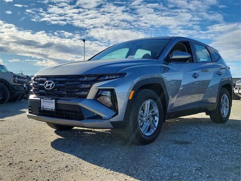 New 2026 Hyundai Tucson SE image 5