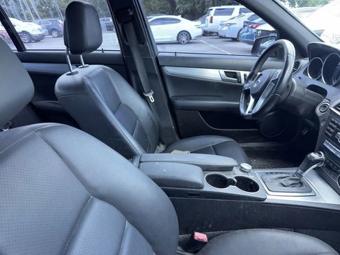 Used 2013 Mercedes-Benz C 300 4MATIC Sedan image 10