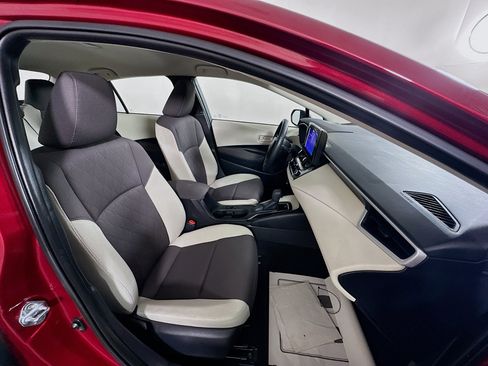 Used 2025 Toyota Corolla LE FWD image 27