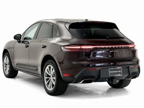 New 2026 Porsche Macan image 3
