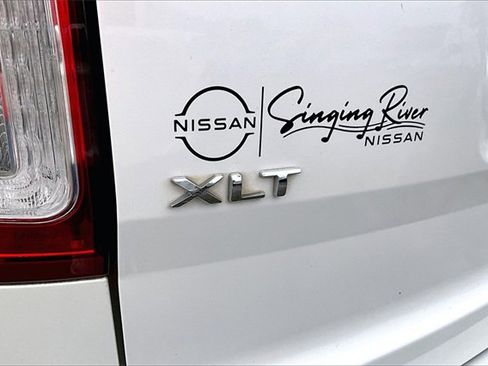 Used 2013 Ford Explorer XLT image 19