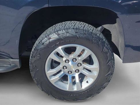 Used 2019 Chevrolet Tahoe LT image 19