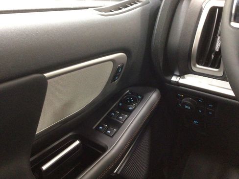 New 2025 Ford Expedition Active image 24