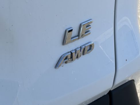 Certified 2025 Toyota RAV4 LE AWD/4WD image 5