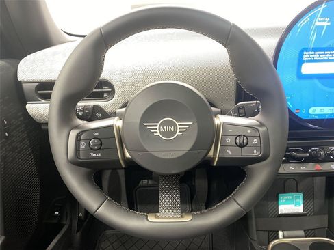 New 2026 MINI Cooper 2-Door Hardtop FWD image 15